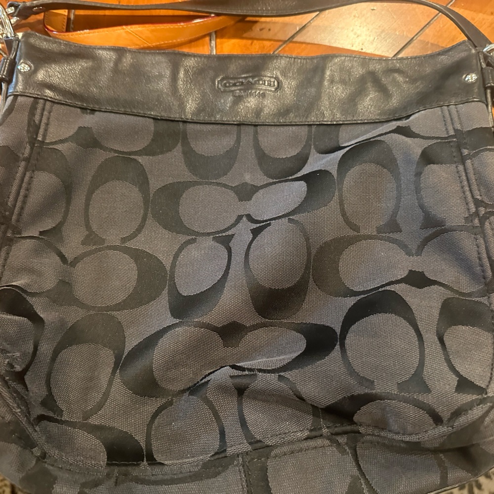 Vintage C’s coach black crossbody tote.